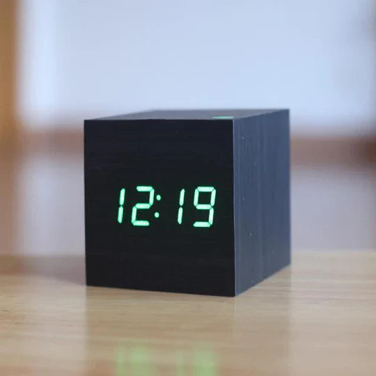 Modern Digital Wood Clock - SJ Backyard